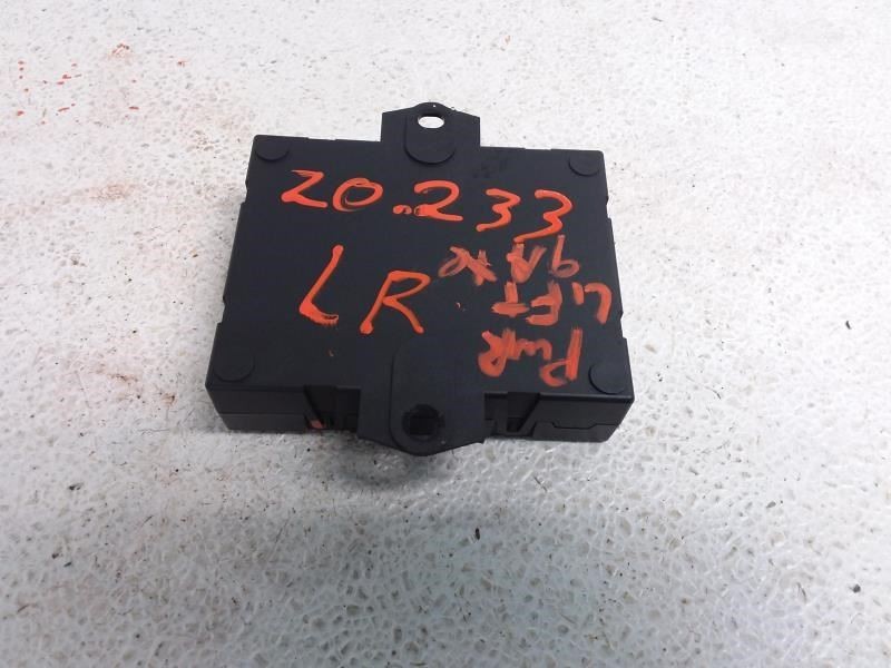 Maserati Levante 2017 Power liftgate ecu P/N 670039446
