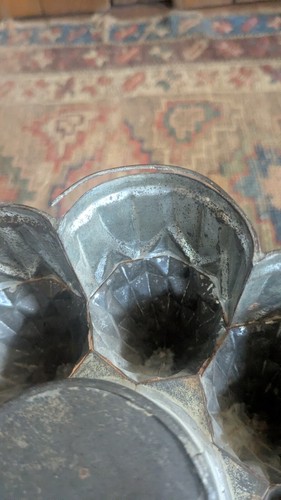 Rare Antique Early Primitive Metal Tin Chocolate Swirl Mold 8" Patina - Picture 7 of 9