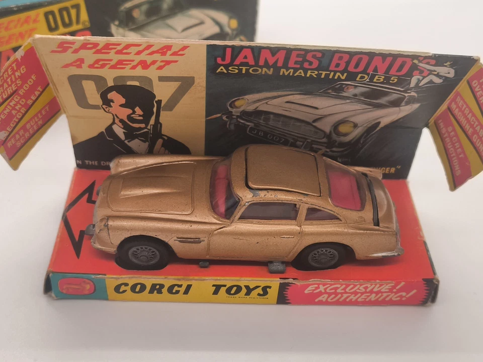 JAMES BOND 007 ASTON MARTIN DB5 GOLD CORGI TOYS 261 GT BRITAIN VON 1965 OVP BOX - Bild 4 von 4
