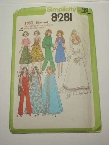 Simplicity 8281 Wardrobe for 11.5” & 12.5” Dolls Sewing Pattern UNCUT