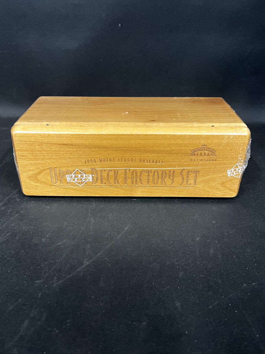 Upper Deck 1996 Baseball Card Factory Set in Wooden Box LE 3419