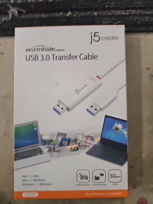 j5create JUC500 USB 3.0 Wormhole Switch