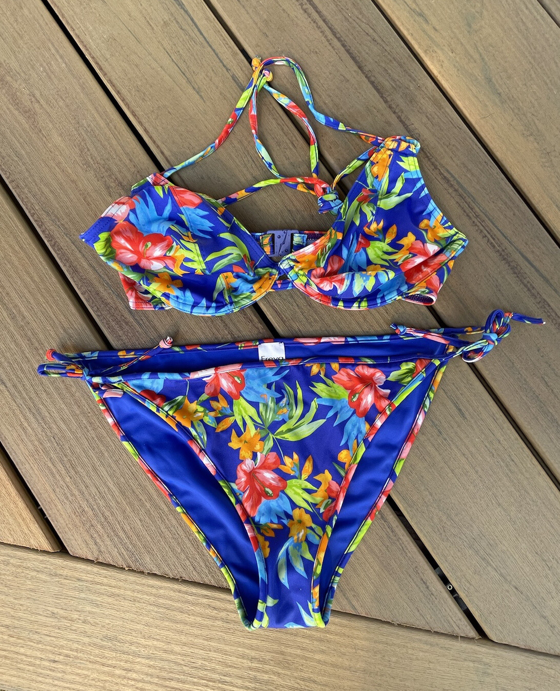 Freya Acapulco Halter Neck Bikini 32DD / Bottoms M Gem