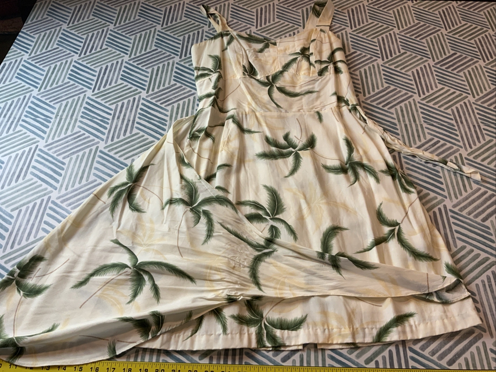 Vintage Paradise Found Hawaiian Floral Dress Palm Trees Made in Hawaii Sz XL