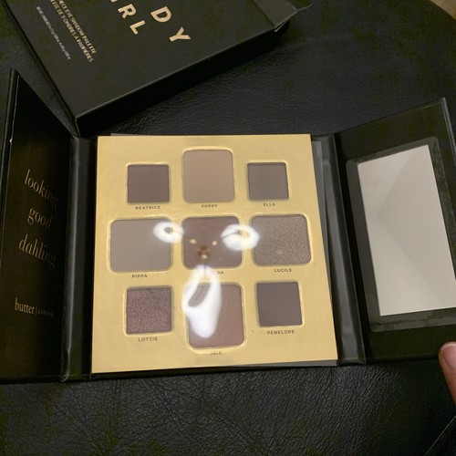 Butter London Teddy Girl 9 Piece Eye Shadow Palette New In Box - Picture 5 of 7