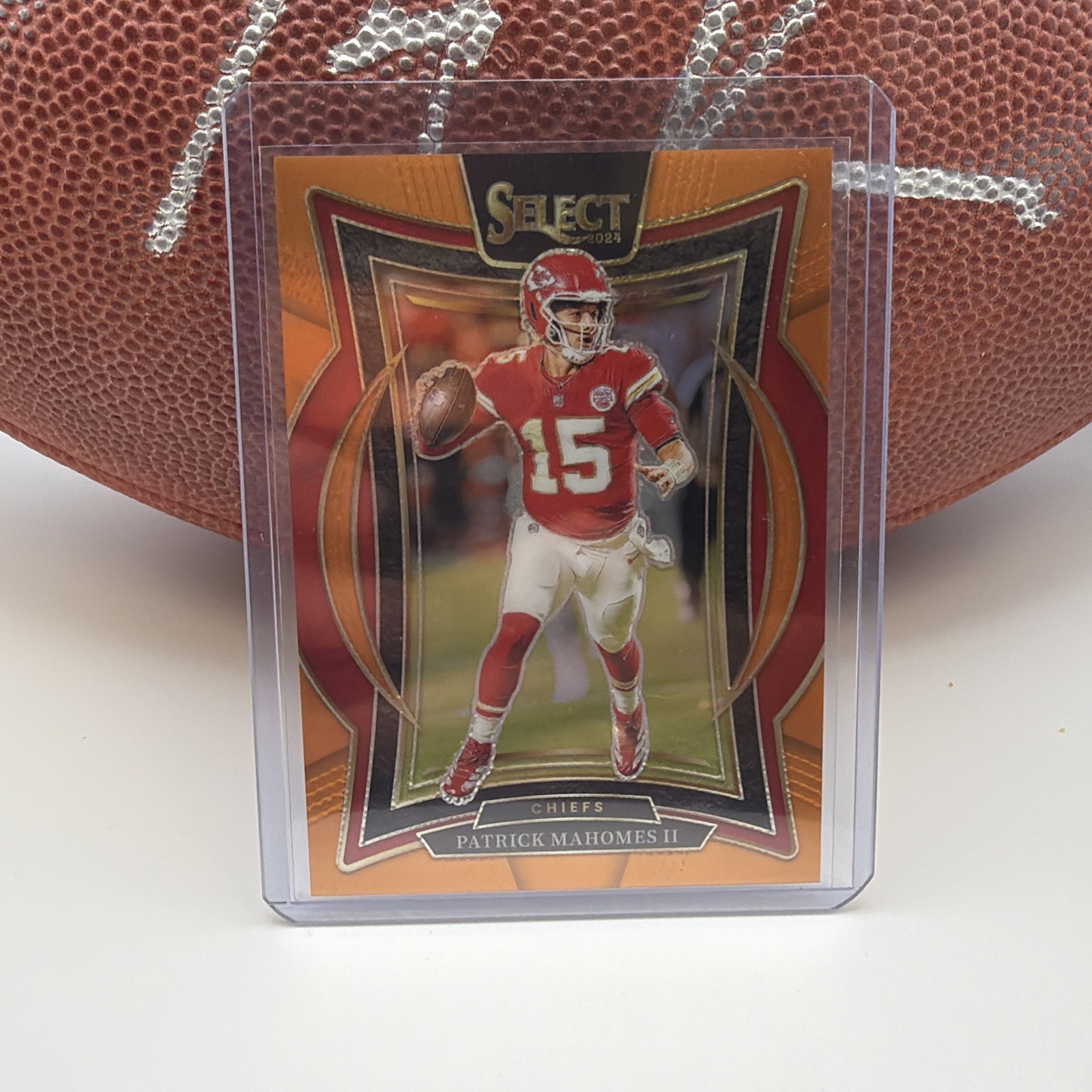 2024 Panini Select Patrick Mahomes II Concourse Orange Prizm 1/49 Chiefs ALPHA