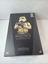 SDCC 2016 Hot Toys Sideshow Star Wars Gold Chrome Stormtrooper 1 6 Figure MMS364