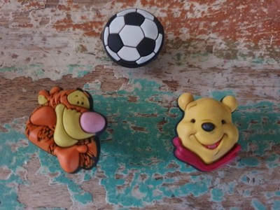 Top! 3x Jibbiz Crocs Winnie the Pooh Tigger Fussball SchuhSchmuck Disney