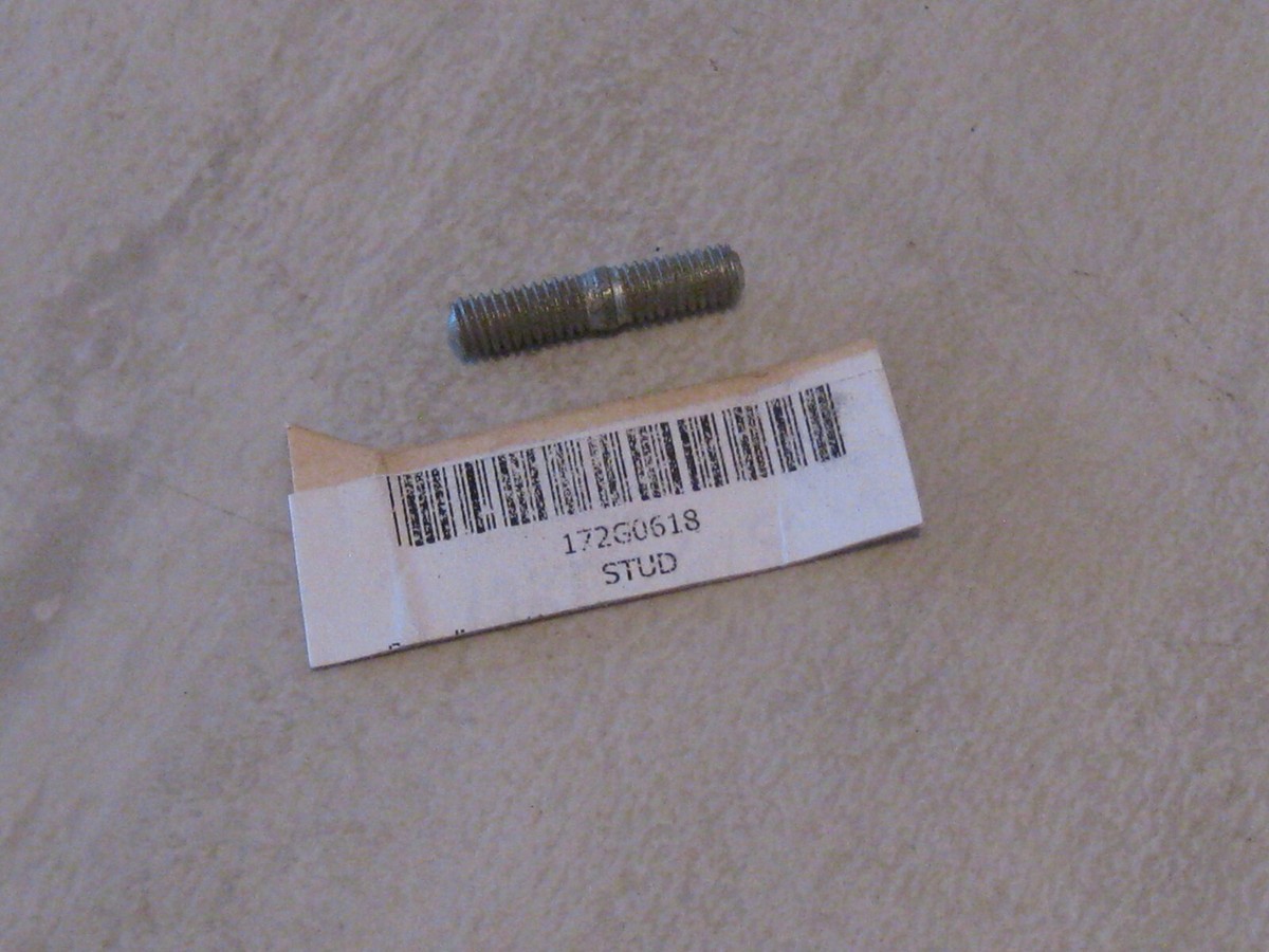 KAWASAKI W2TT/W2SS/W1SS/W1 TRANSMISSION GEAR CASE STUD 6 X 18MM