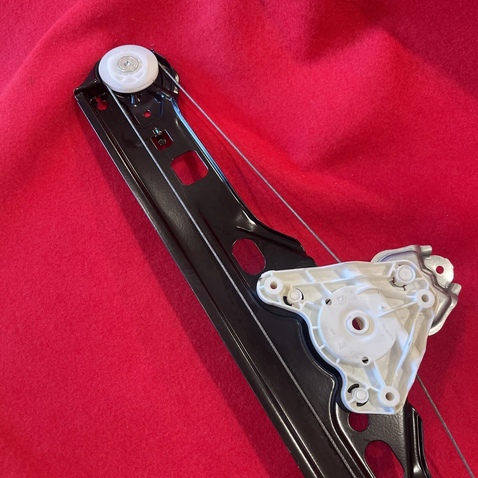 MERCEDES BENZ C320 C240 C32 AMG REGULADOR DE JANELA PORTA TRASEIRA DIREITA A20373004 FABRICANTE DE EQUIPAMENTO ORIGINAL - Imagem 4 de 4