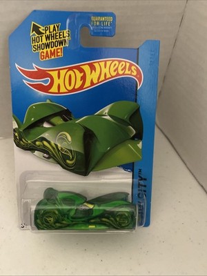Hot Wheels 2014 HW City -Treasure Hunt - Cloak and Dagger 77/250