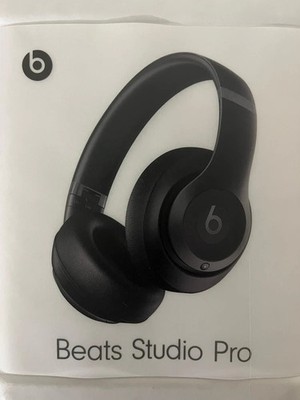 Beats by Dr. Dre Studio Pro Wireless Bluetooth Headphones - Black MQTP3LL/A
