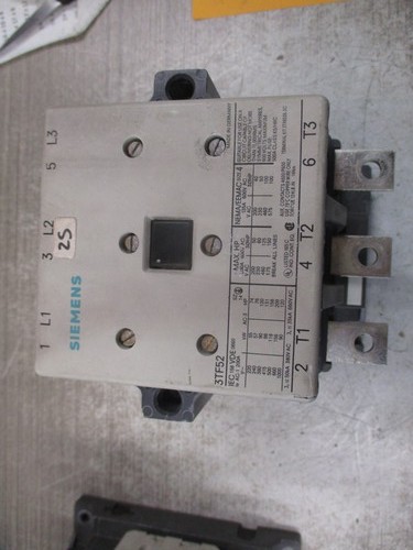 Siemens Contactor 3TF52 Size 4 135A 600V 460V Coil Used