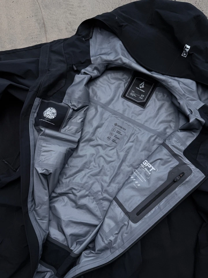 LAST LARGE, NEVER PRODUCED, 24/25 Jamie Lynn Volcom GORE-TEX Snowsuit One-Piece - Image 4 of 4