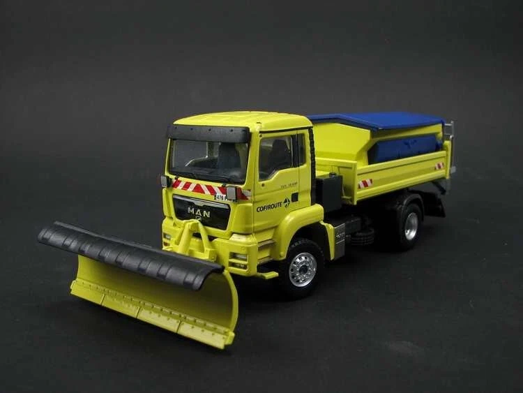 Miniature chasse neige MAN TGS M L17 COFIROUTE saleuse Schmidt  Conrad 71169/02 - Photo 2/4