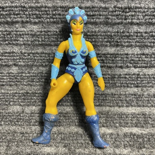 Vintage Masters of the Universe Evil Lynn Action Figure 1982 He-Man MOTU