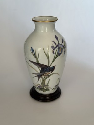 VTG FRANKLIN  Meadowland Bird  Vase w/ Base & COA / IOB Signed Basil Ede 1980