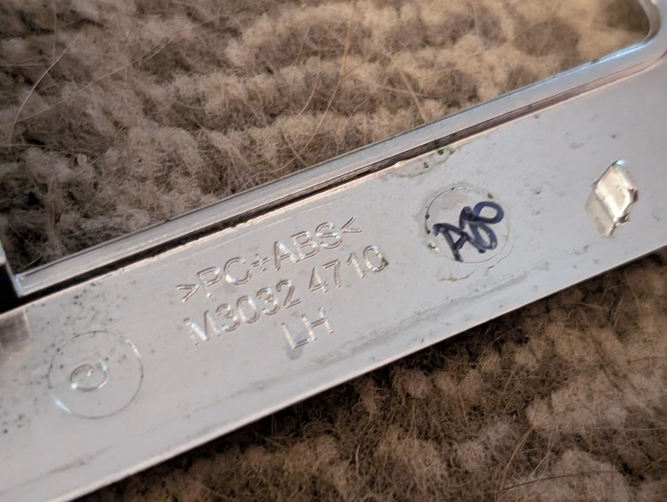 Lincoln Navigator 2007-2014 manija interior izquierda bisel cromo M3032 4710 OEM Foto 4 de 4