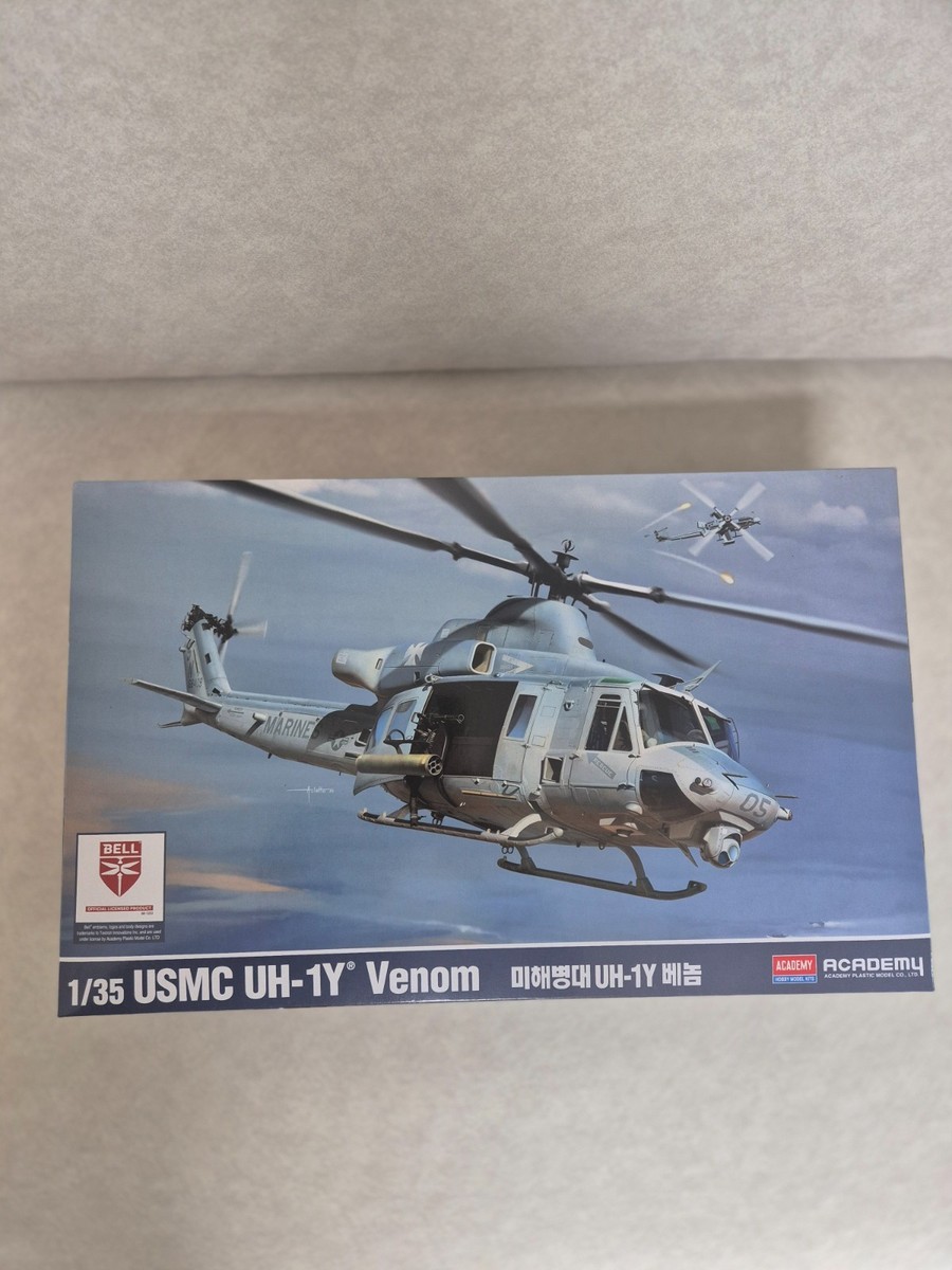 アカデミー 1/35 uh-1y ヴェノム 完成品 Academy 1/35 USMC UH-1Y Venom US