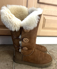 UGG Bailey Button Triplet Chestnut Womens Sheepskin Suede Tall Boots size 7