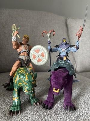 Vintage He-Man Masters of The Universe w/Battle Cat and Skeletor w/ Panther 2001