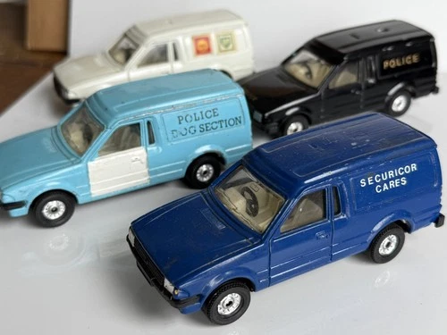 Code 3 Corgi Toys Vintage advert Ford Escort Van Car Model Police Dog Security