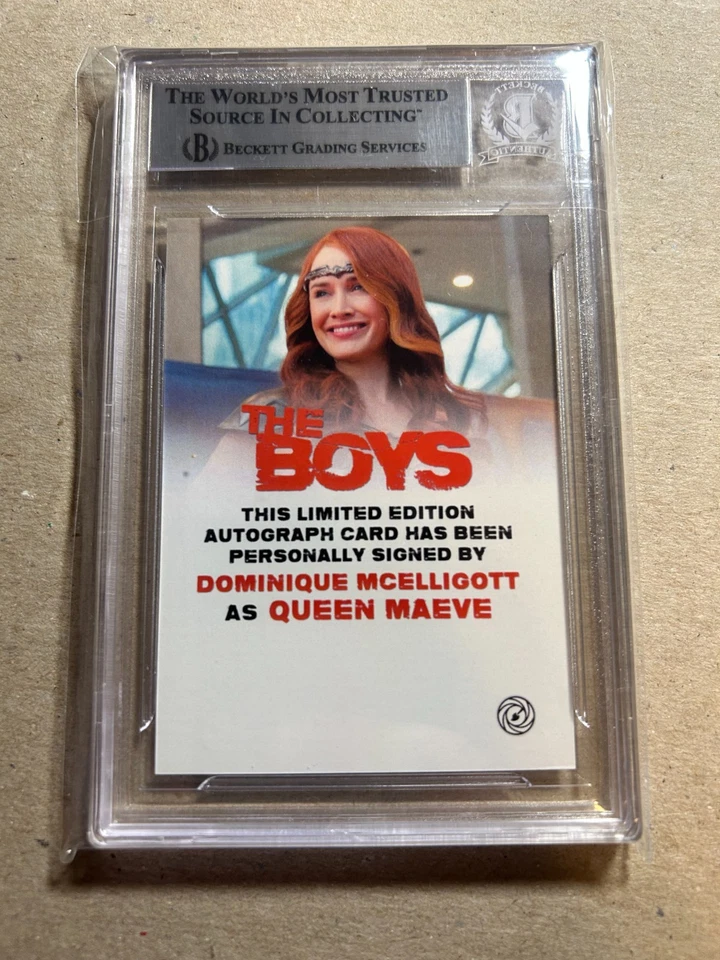 多米尼克·麦克利戈特 饰 Queen Maeve 定制亲笔签名卡 男孩 BAS — 第 2/2 张图片