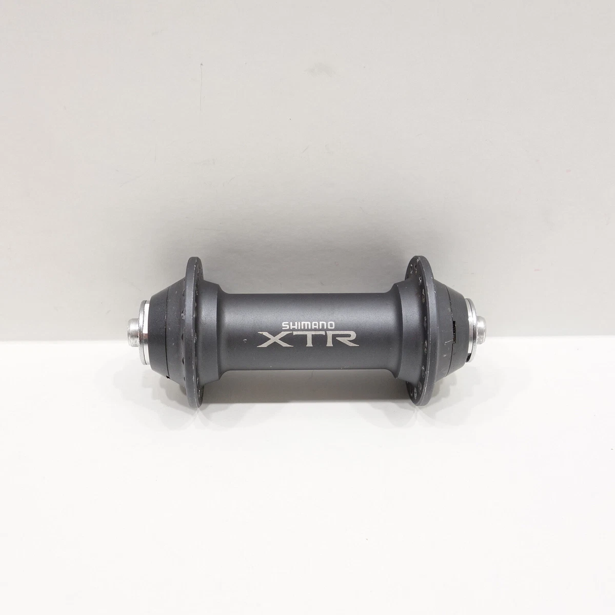 shimano XTR M950 ハブ　28H shimano XTR M950 ハブ 28H 【公式通販】