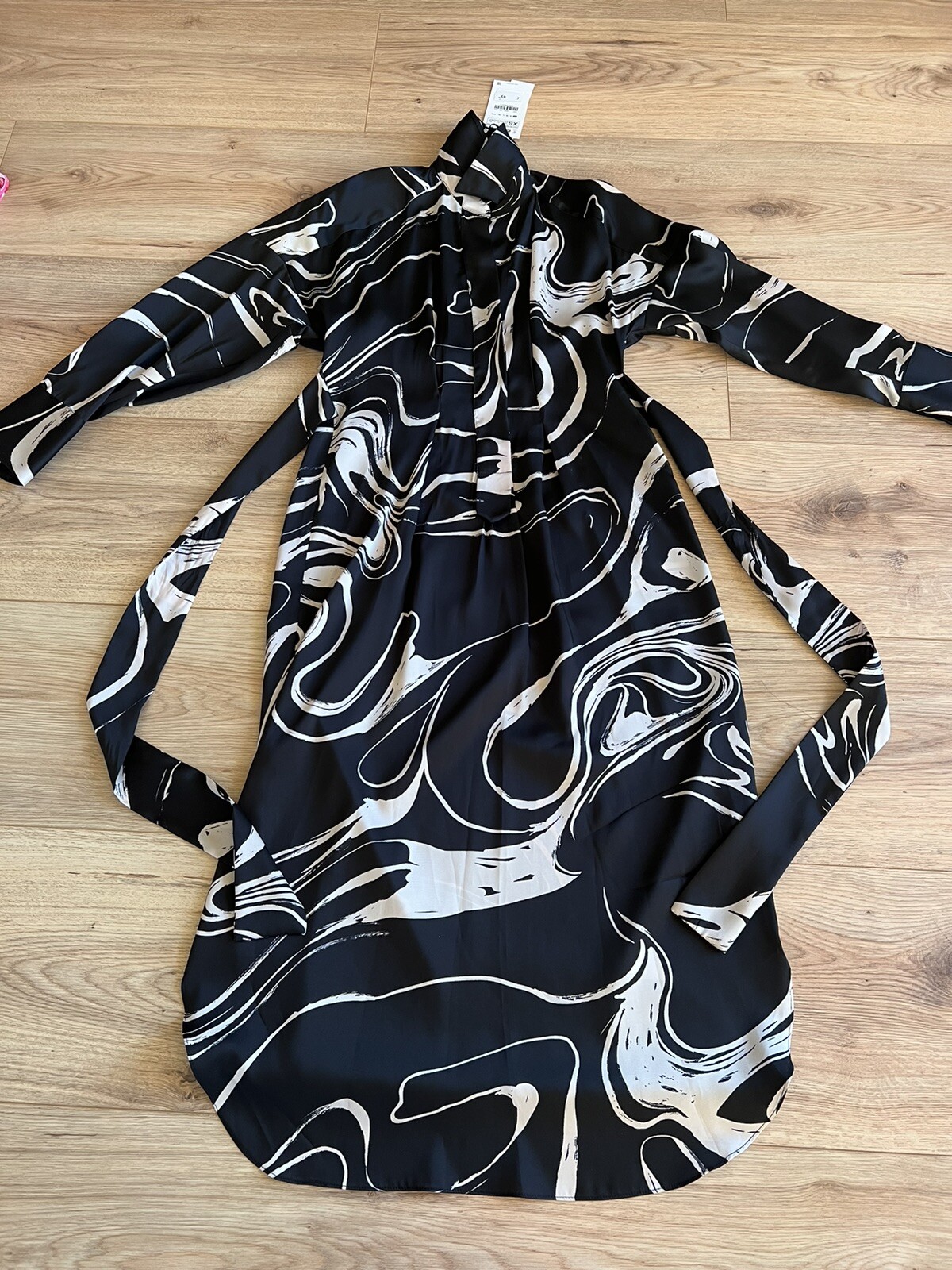 Zara Oversized Black Abstract Printed Silky Midi Belted Shirt Dress XS Sold Out