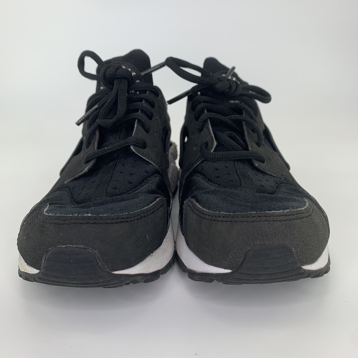 Nike Air Huarache Run Women's Size 7 Triple Black Athletic Shoes