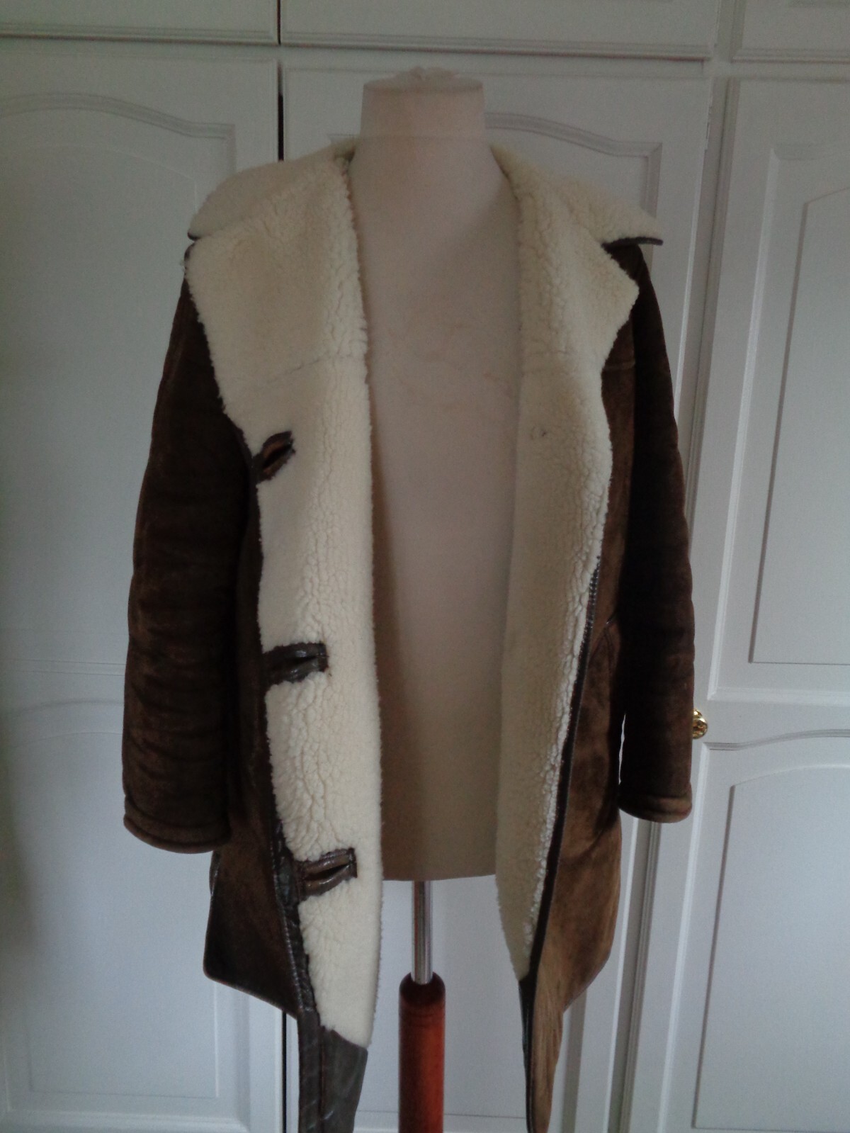 ALTRA CAPPOTTO PETER SAUNDERS EDIMBURGO MARRONE VERA PELLE DI SHEARLING PECORA ADATTO PER REGNO UNITO 14