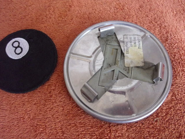 1 OLDSMOBILE TRONCO ESPECIAL RADIO DE ALAMBRE CONTINENTAL Tapacubos centrales de rueda #10097502 Foto 3 de 4