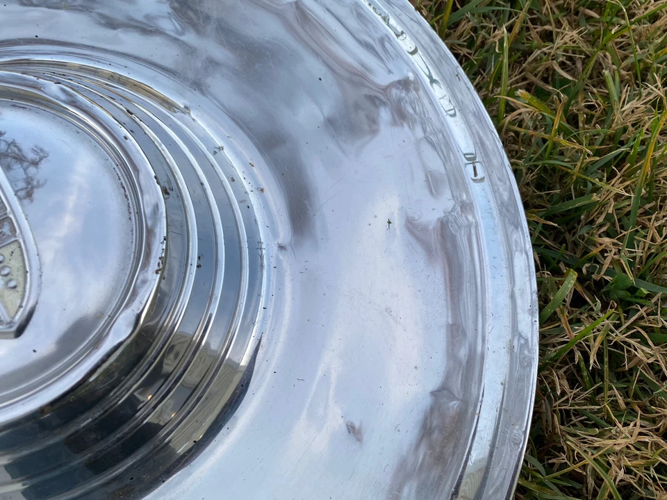 Lincoln Premiere 1956 1957 Capri Continental Mark 15"" tapacubos Foto 2 de 4