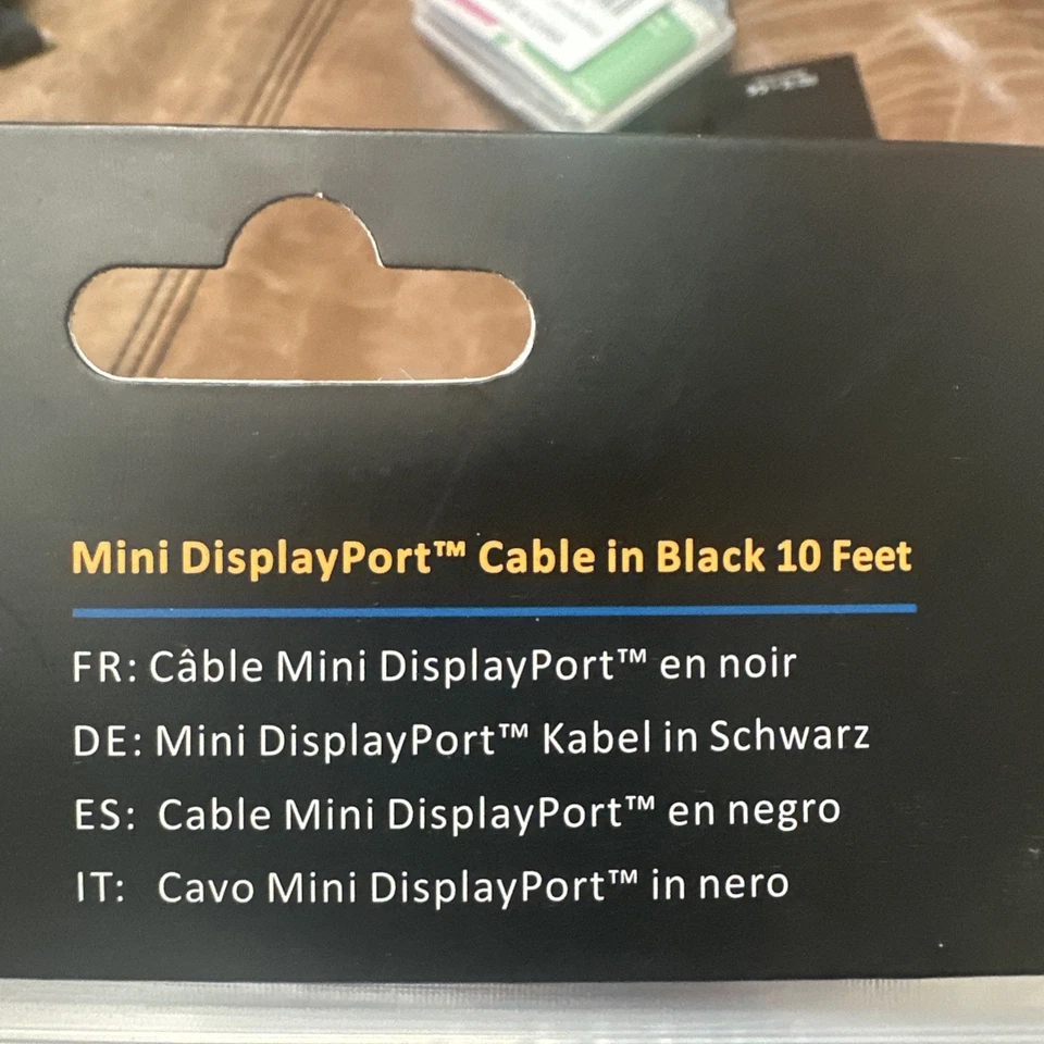Cable Matters Mini DisplayPort Cable in Black 10 Feet New - Image 3 of 4