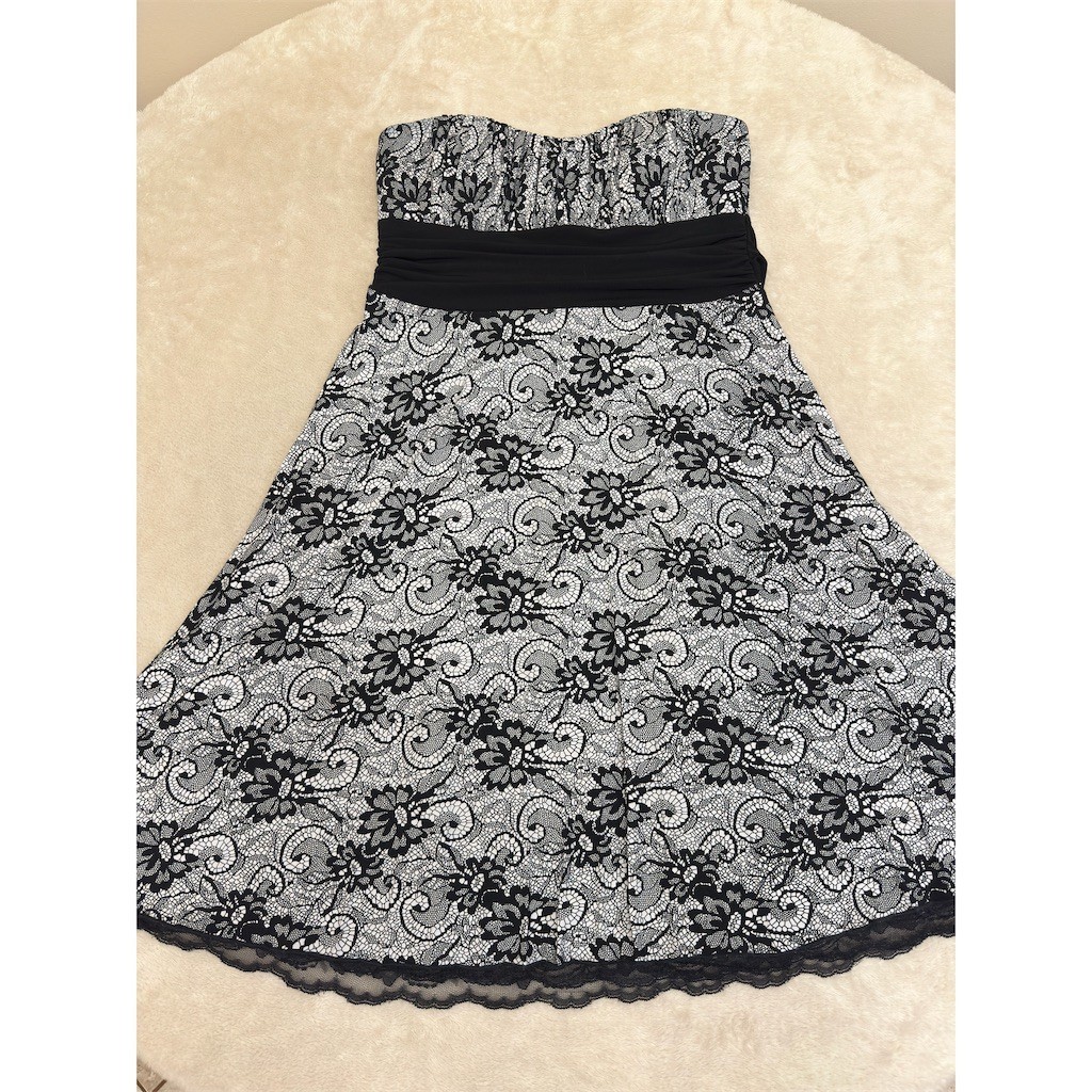 Speechless Dress Womens Size S Black & White Strapless Sweetheart Fit