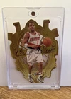 1998 Hoops Basketball Damon Stoudamire #5 PSA 7.5