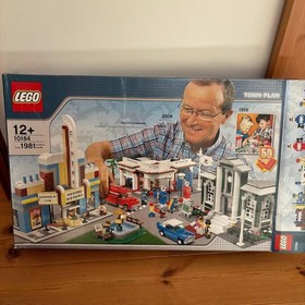 Lego Creator Expert Town Plan 10184 w/Box & Manual Used from Japan