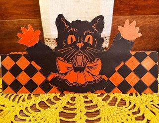 Antique Vintage Halloween Honeycomb Band Hat Decoration w/ Scared Cat Japan 20s
