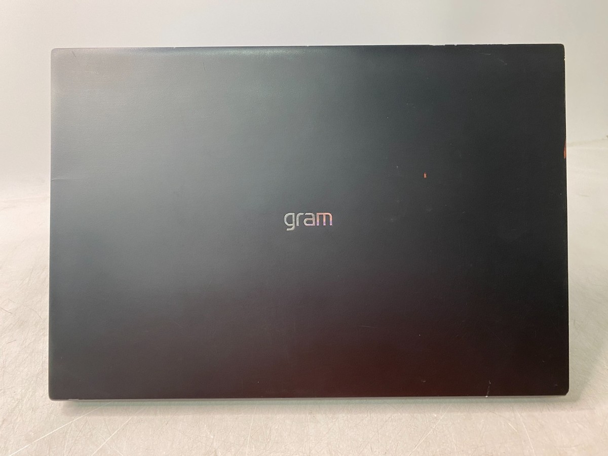 LG Gram 16