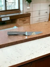 Bon Chef Stainless v Steak Knife Solid Handle Serrated Italy 9 3/4”