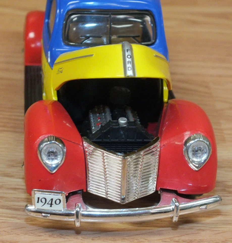 Vintage Golden Wheel 1940 Ford Replica Pez Candy Collectible Diecast Truck - Image 2 of 4