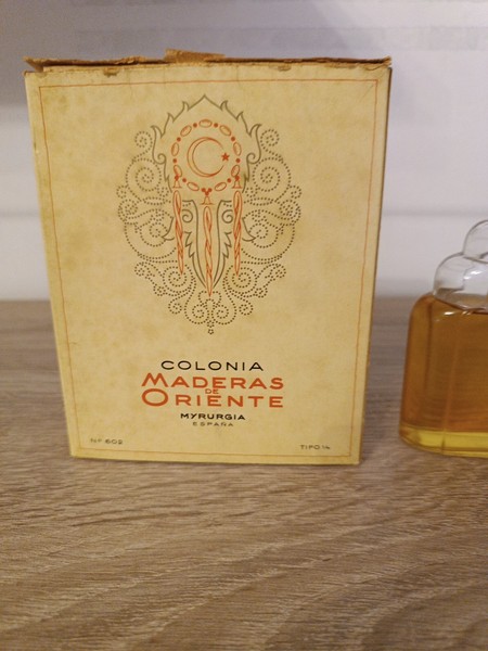 Maderas De oriente Myrurgia Bote 250 Ml(80%)