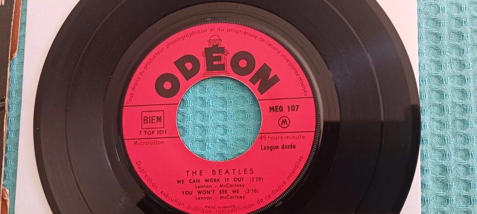 The BEATLES WE CAN WORK IT OUT DAY TRIPPER 45 Tours EP Vinyle MEO 107 ODEON - Photo 2/4