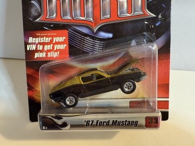 Hot Wheels Ultra Hots 1967 '67 FORD MUSTANG Gold/Black #33/36 Real