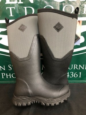 women's arctic sport ii muck boots