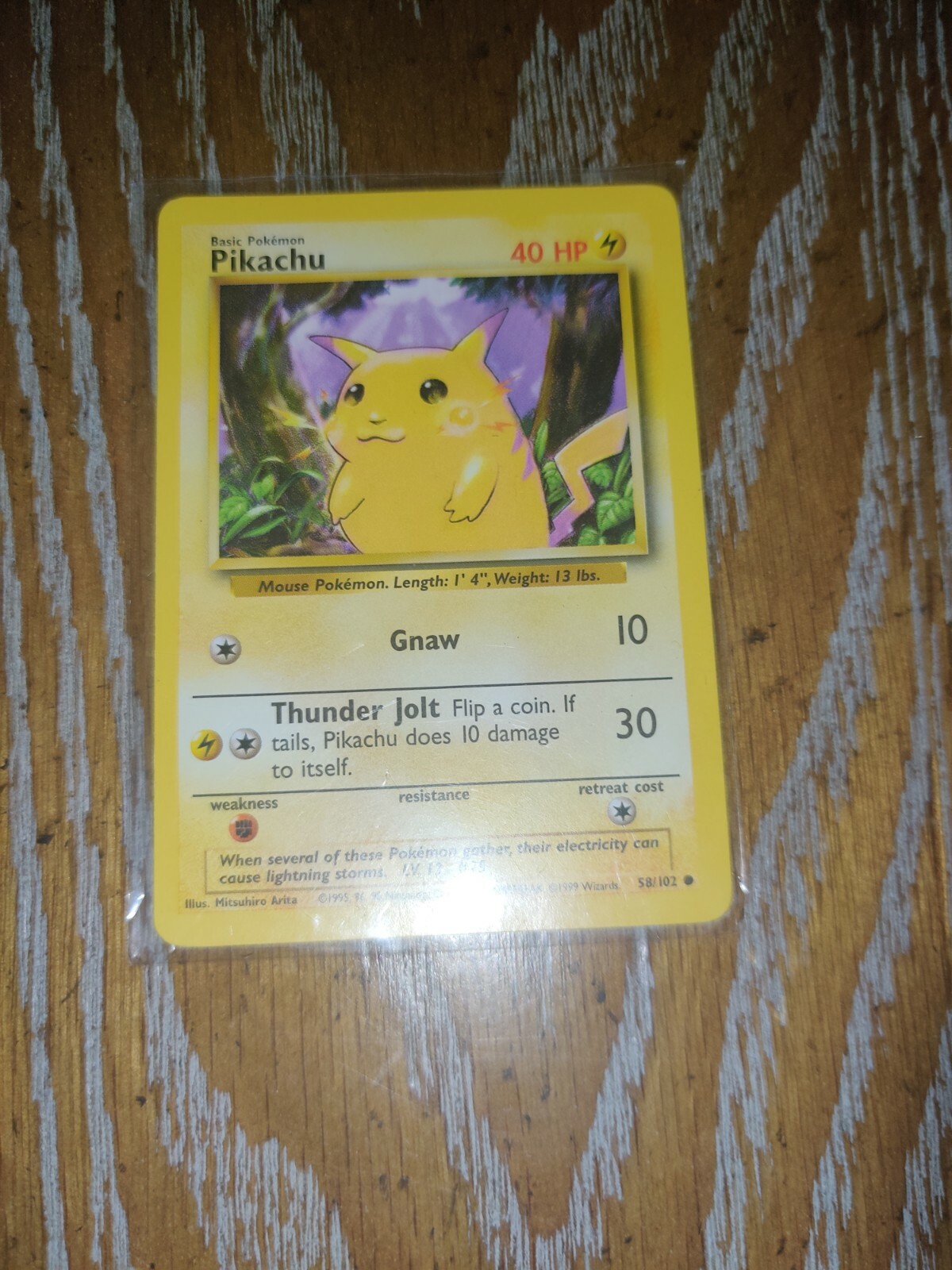 Card Carta Pokémon Tcg Pikachu 40 Ps 58/102 Português Raro