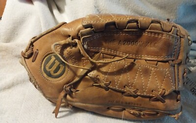 Vintage Wilson The A2000 XLC Dual Hinge RHT Baseball Glove Size 12