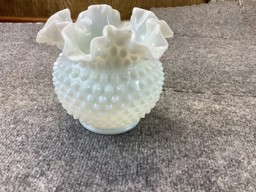 WHITE MILK GLASS HOBNAIL RUFFLED CRIMPED EDGE  51/4"  VASE  ~ FENTON?