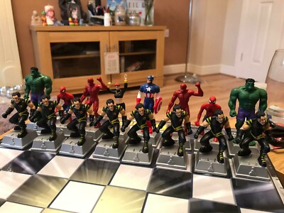 Marvel Heroes Vintage Chess Set | eBay.de