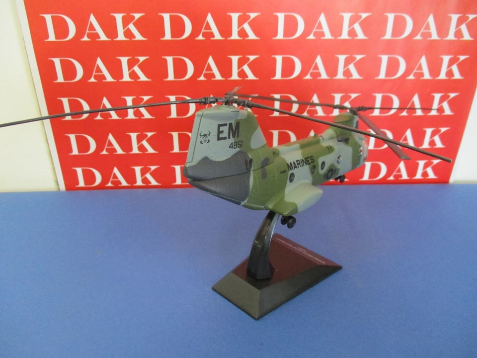 Die cast 1/72 Modellino Elicottero Helicopter Boeing Vertol CH-46E Sea Night USA - Immagine 3 di 3